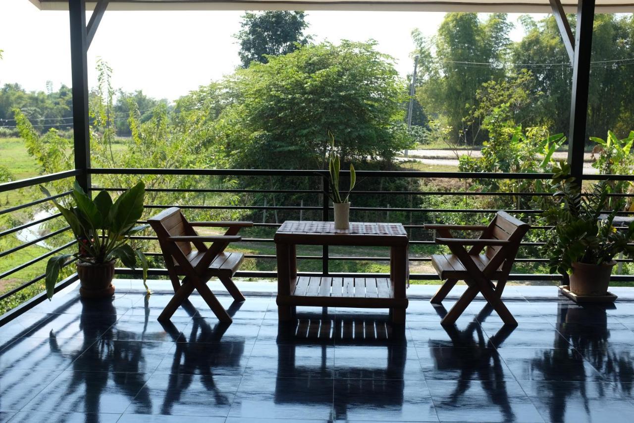 Rai Boonsom Apartment Phrao Ngoại thất bức ảnh