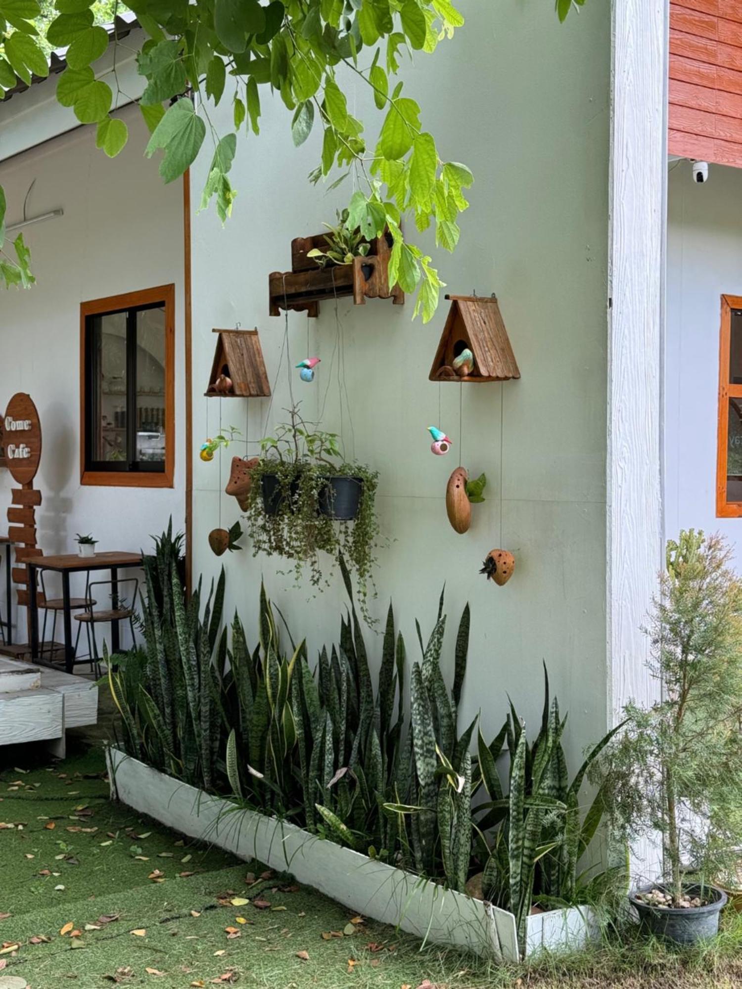 Rai Boonsom Apartment Phrao Ngoại thất bức ảnh