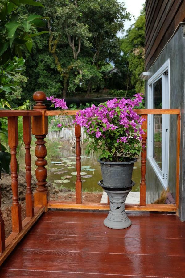 Rai Boonsom Apartment Phrao Ngoại thất bức ảnh